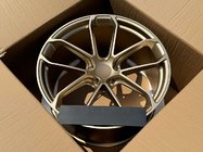Porsche Cayenne 2018– Kované OEM disky R22 V7 (4 ks) fotografia 2