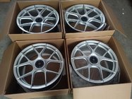 Porsche 911 (992) 2018– Kované disky OEM R20 R21 V39 (4 ks) fotografia 4