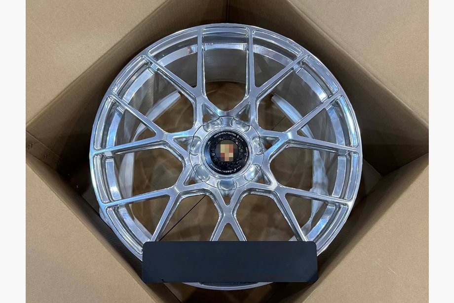 Porsche 911 (992) 2018– Kované disky OEM R20/R21 V40 (4 ks) Image
