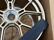 Porsche 911 (992) 2018– Kované disky OEM R20 R21 V42 (4 ks) fotografia 12
