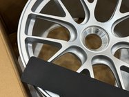 Porsche 911 (991) 2011–2019 OEM kované disky R20 V6 (4 ks) fotografia 8