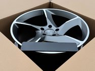 Porsche Taycan 2019– Kované disky OEM R21 V4 (4 ks) fotografia 8