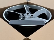 Porsche Taycan 2019– Kované disky OEM R21 V4 (4 ks) fotografia 9