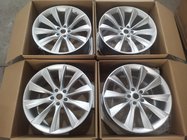 Tesla Model S 2012– Kované disky OEM R21 V2 (4 ks) fotografia 8
