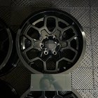 Toyota Hilux 2015– Kované disky OEM R17 (4 ks) fotografia 1
