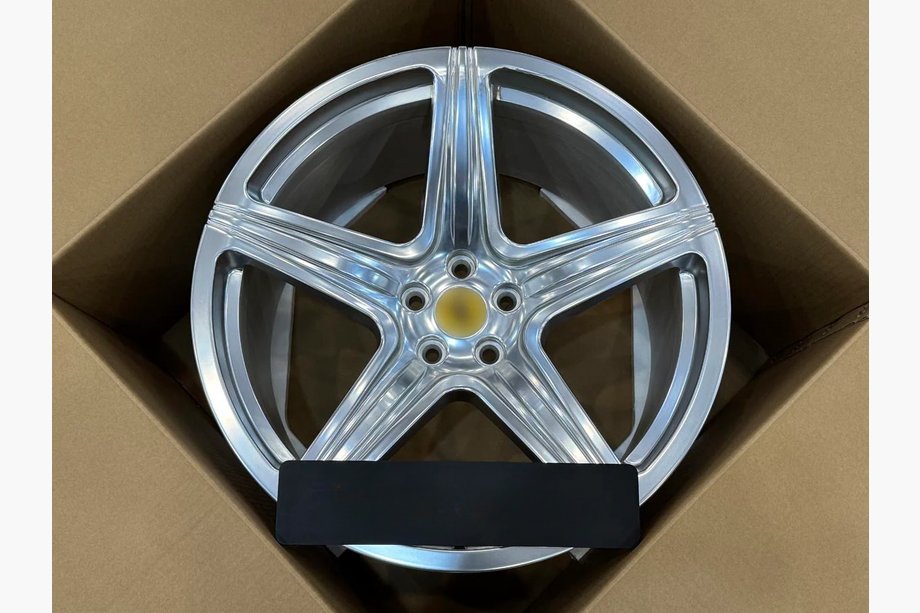 Ferrari 550 Kované disky OEM R20 V3 (4 ks) Image