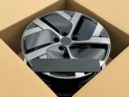 Lucid Air Kované disky OEM R19 V2 (4 ks) fotografia 3