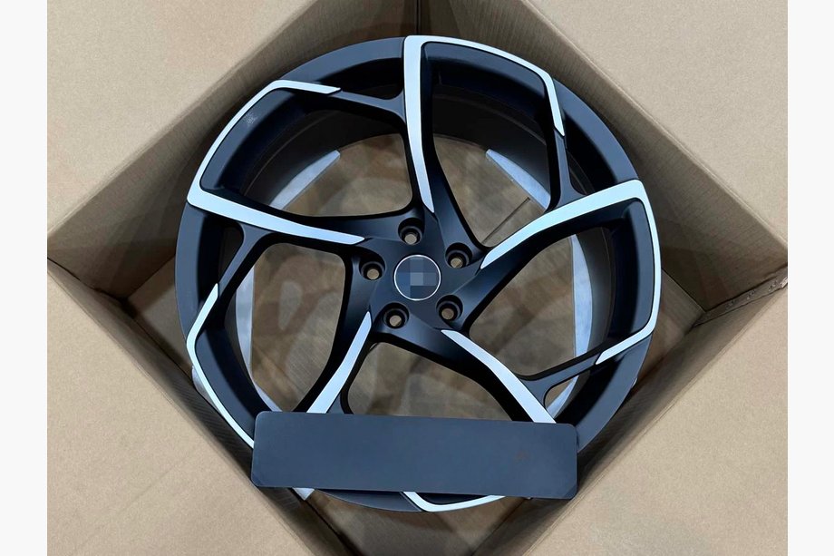 McLaren 720S Kované OEM disky R19 R20 V4 (4 ks) Image