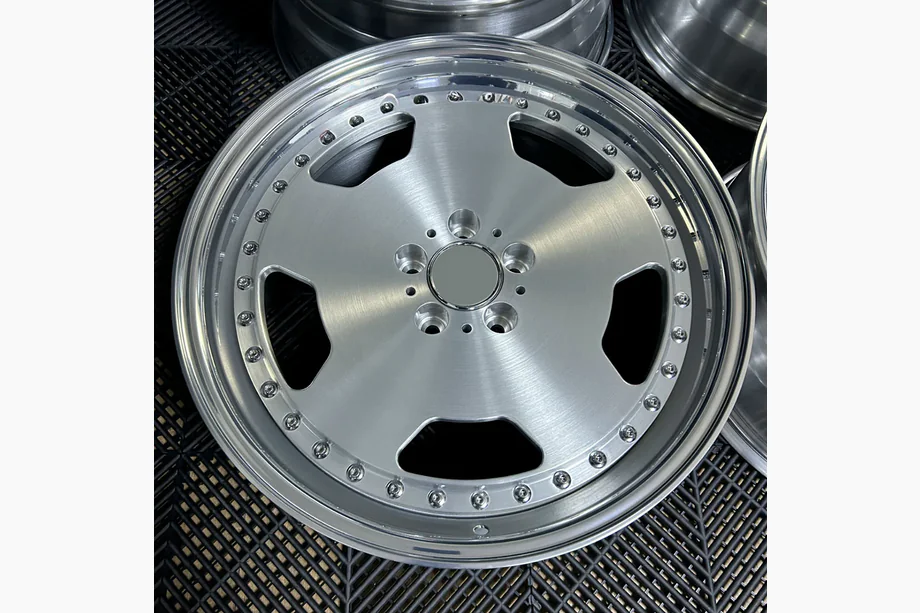Mercedes SL R129 1989–2001 Kované OEM disky R19 (4 ks) Image