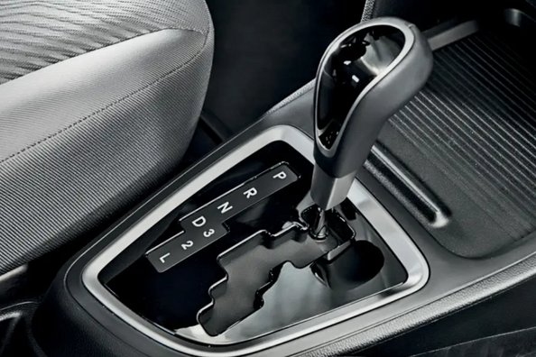 Oplatí sa kúpiť jazdené auto s automatickou prevodovkou?