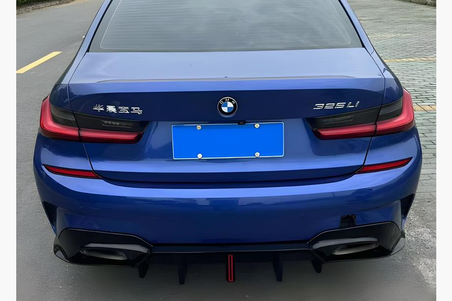 BMW 3. rad G20/G21 2018– Difúzor zadného nárazníka B-Style LED (pre M-Sport 2018-2022, ABS) Image