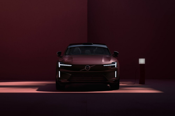 Volvo ES90 (V551) 2025: Prehľad elektrického liftbacku
