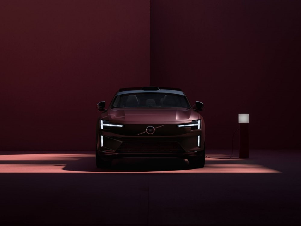Volvo ES90 (V551) 2025: Prehľad elektrického liftbacku