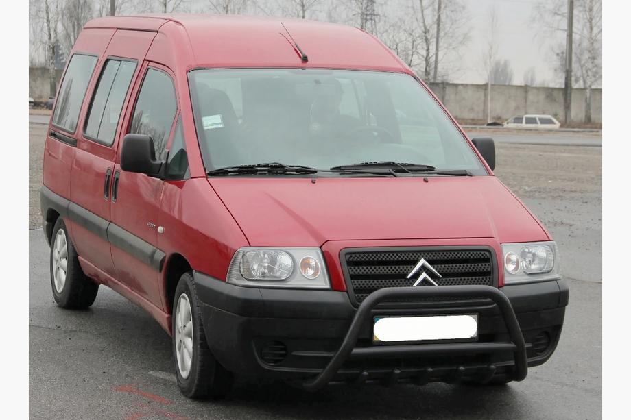 Peugeot Expert 1995–2007 Bullbar WT003 Black (nerez) Fotografia 4
