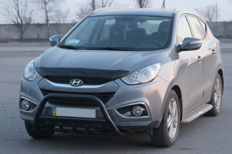 Hyundai IX-35 2010–2015 Predný ochranný rám WT003 Black (nerez) Fotografia 1
