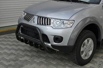 Mitsubishi Pajero Sport 2008–2015 Predný ochranný rám WT003 Black (nerezová oceľ) fotografia 1