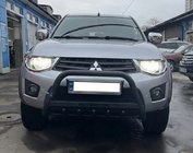 Mitsubishi L200 2006–2015 Predný ochranný rám WT004 Black (nerez) fotografia 1