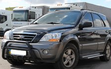 Kia Sorento I BL 2002–2009 Predný ochranný rám (bullbar) WT003 Black-2 (nerez) fotografia 1