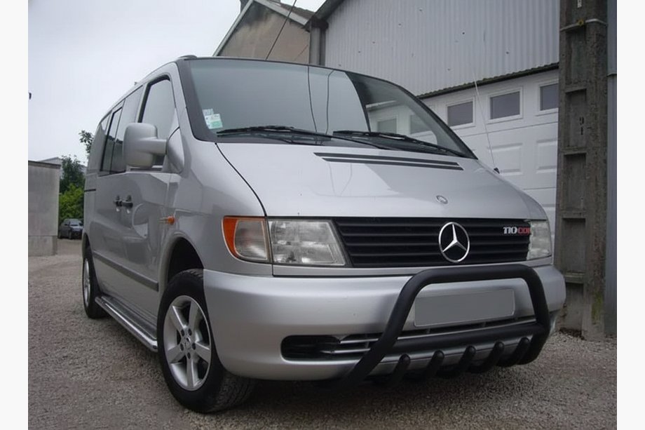 Mercedes Vito W638 1996–2003 Predný ochranný rám WT003 Black (nerez) Image