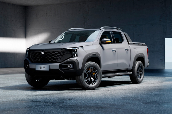 Test hybridného pickupu Changan Hunter