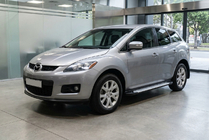 Mazda CX-7 2006–2012 Bočné nášľapy Allmond Grey (2 ks, hliník) fotografia 1