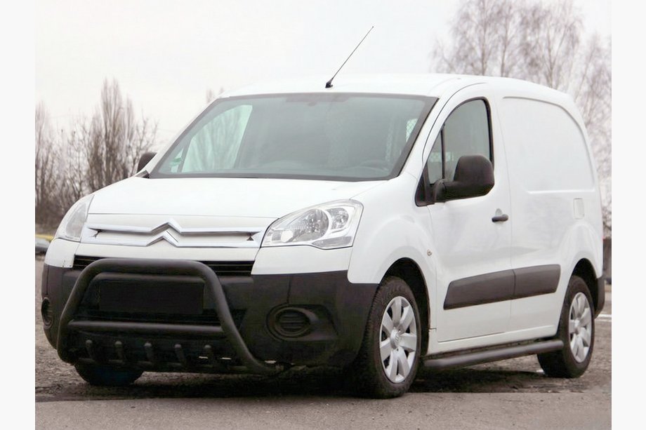 Peugeot Partner Tepee 2008–2018 Bullbar WT003 Black (nerez) Image
