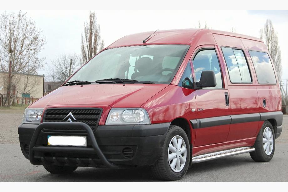 Citroen Jumpy 1996–2007 Bullbar WT003 Black (nerez) Image