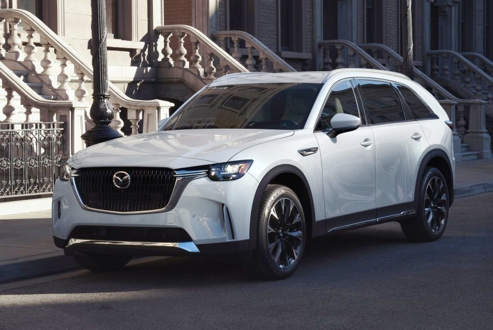 Recenzia Mazda CX-90: vlajkový trojradový crossover