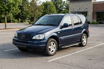 Mercedes ML W163 1997–2005 Bočné nášľapy RedLine V1 (2 ks, hliník) fotografia 1