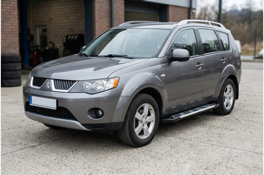 Mitsubishi Outlander 2006–2012 Bočné nášľapy Sunrise (2 ks, hliník) Image
