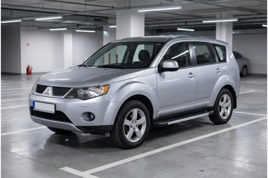 Mitsubishi Outlander 2006–2012 Bočné nášľapy RedLine V1 (2 ks, hliník) Fotografia 1