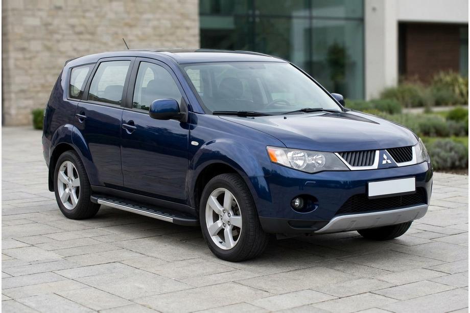 Mitsubishi Outlander 2006–2012 Bočné nášľapy Duru (2 ks, hliník) Image