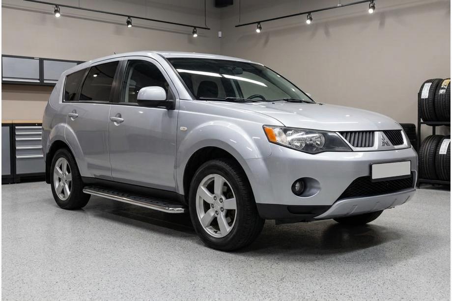 Mitsubishi Outlander 2006–2012 Bočné prahy Maydos V1 (2 ks, hliník ↗ nehrdzavejúca oceľ) Image