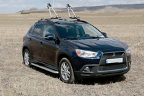 Mitsubishi Outlander 2006–2012 Bočné nášľapy Tayga Grey (2 ks, hliník) fotografia 6
