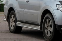 Mitsubishi Pajero Wagon IV 2006–2021 Bočné trubky (2 ks, nerez) fotografia 4