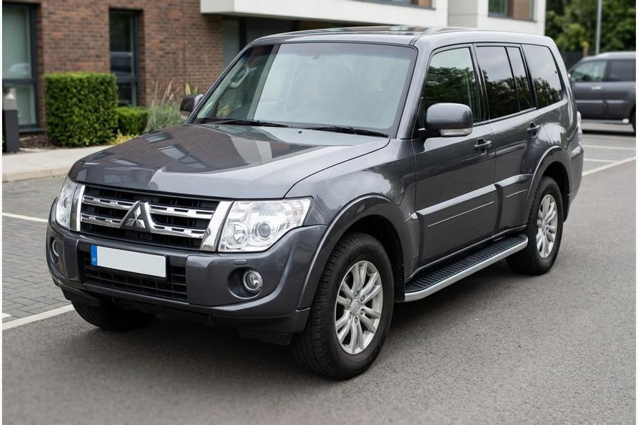 Mitsubishi Pajero Wagon IV 2006–2021 Bočné nášľapy Tayga (2 ks., hliník) Image