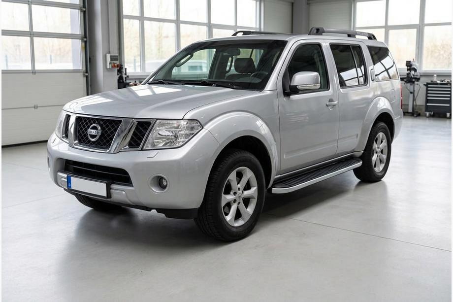 Nissan Pathfinder R51 2005–2014 Bočné nášľapy Tayga Grey (2 ks, hliník) Image