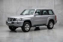 Nissan Patrol Y61 1997–2011 Bočné nášľapy RedLine V1 (2 ks, hliník) fotografia 1
