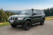 Nissan Patrol Y61 1997–2011 Bočné nášľapy Fullmond (2 ks, hliník) fotografia 1