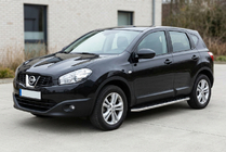Nissan Qashqai 2010–2014 Bočné prahy Maydos V1 (2 ks, hliník ↗ nehrdzavejúca oceľ) fotografia 1