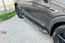 Opel Antara 2006–2017 Bočné nášľapy RedLine V1 (2 ks, hliník) fotografia 1