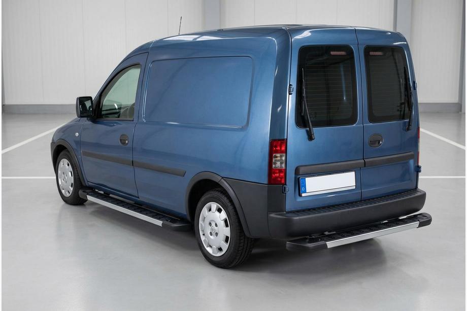 Opel Combo 2002–2012 Bočné nášľapy RedLine V1 (2 ks, hliník) Image