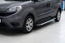 Opel Combo 2012–2018 Bočné nášľapy RedLine V1 (2 ks, hliník) fotografia 1