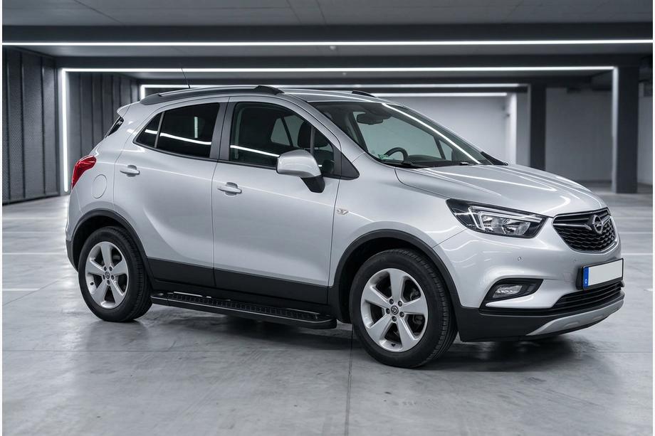 Opel Mokka 2012–2021 Bočné nášľapy Allmond Black (2 ks, hliník) Image