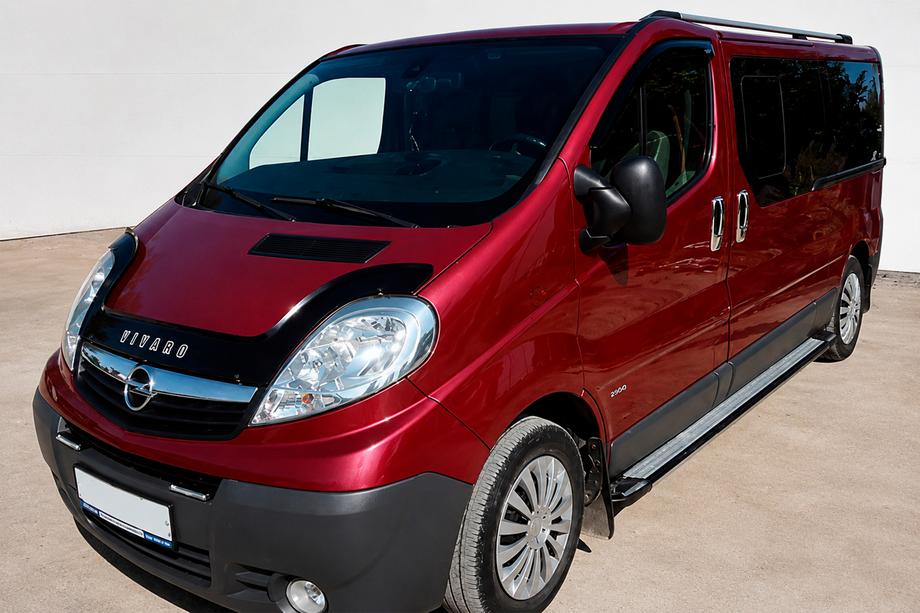 Opel Vivaro 2001–2015 Bočné nášľapy Rainbow (2 ks, hliník) Image