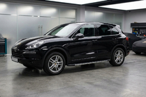 Porsche Cayenne 2010–2017 Bočné nášľapy Duru (2 ks, hliník) fotografia 1