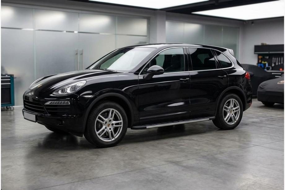 Porsche Cayenne 2010–2017 Bočné nášľapy Duru (2 ks, hliník) Image