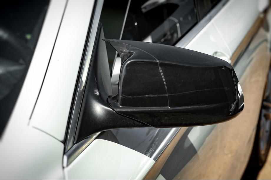 BMW 5. séria F07 2009–2017 Kryty zrkadiel 2009-2013 M-Look (2 ks) Fotografia 1
