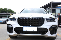 BMW X5 G05 2019–2026 Obličkové mriežky Diamond Black (2018-2022, lesklá čierna) fotografia 1