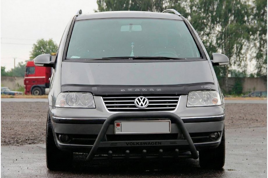 Volkswagen Sharan 2010–2023 Predný ochranný rám WT004 Black (nerez) Image